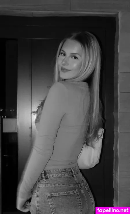 Luisa Mnck OnlyFans Thumbnail #DUOX2wQci8