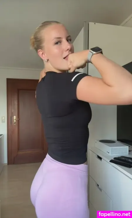 Luisa Mnck OnlyFans Thumbnail #Q5Y9HBeihS