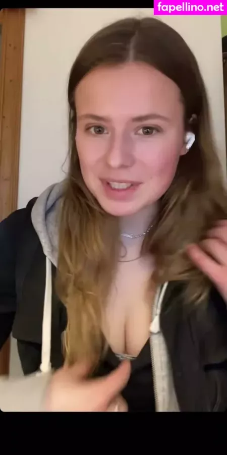 Luisa Neubauer OnlyFans Thumbnail #Ka8TBoDEw6