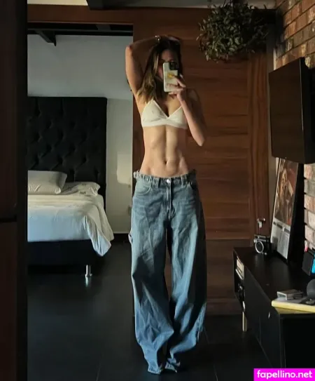 Luisa Rubino OnlyFans Thumbnail #0Odxev9JsS