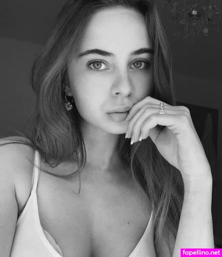 Luisa Senn OnlyFans Thumbnail #qVaTrCeMq3