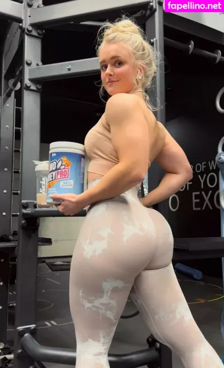 Luisa Tabbert OnlyFans Thumbnail #4UKMn6wL7f