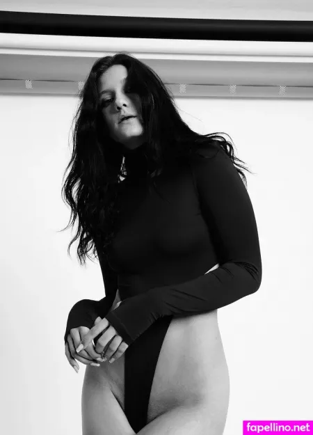 Luisaehl OnlyFans Thumbnail #Ta2jy3Q5l7