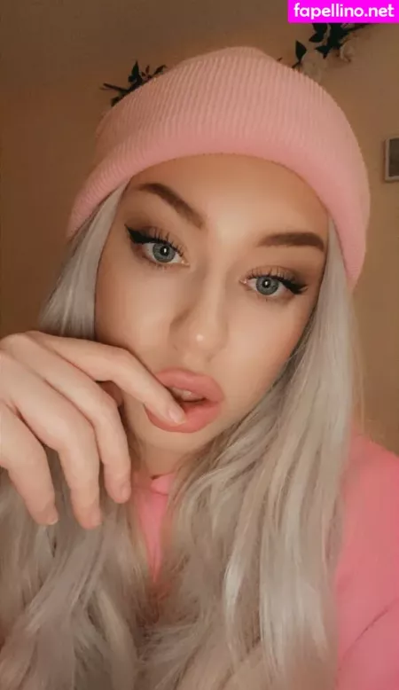 Luisakrpp OnlyFans Thumbnail #SFwWMdA3FK