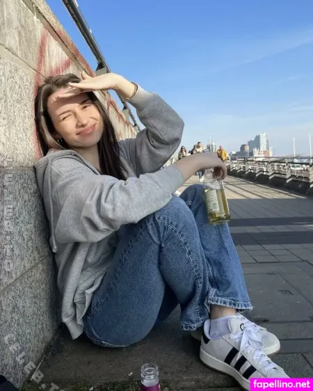 Luisamariiaa OnlyFans Thumbnail #3WFOb599wY