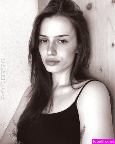 Luisamariiaa OnlyFans Thumbnail #lLpNpzNbCI