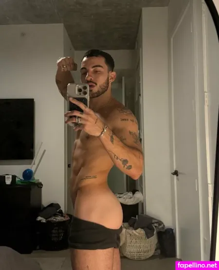 Luiscapecchi 2 OnlyFans Thumbnail #H0d22nbvW2