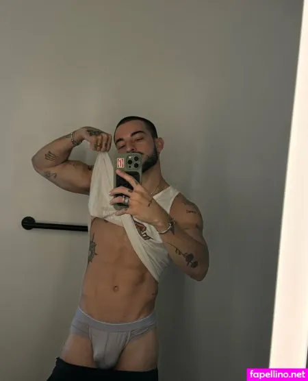 Luiscapecchi 2 OnlyFans Thumbnail #O2tjCmvQ3P