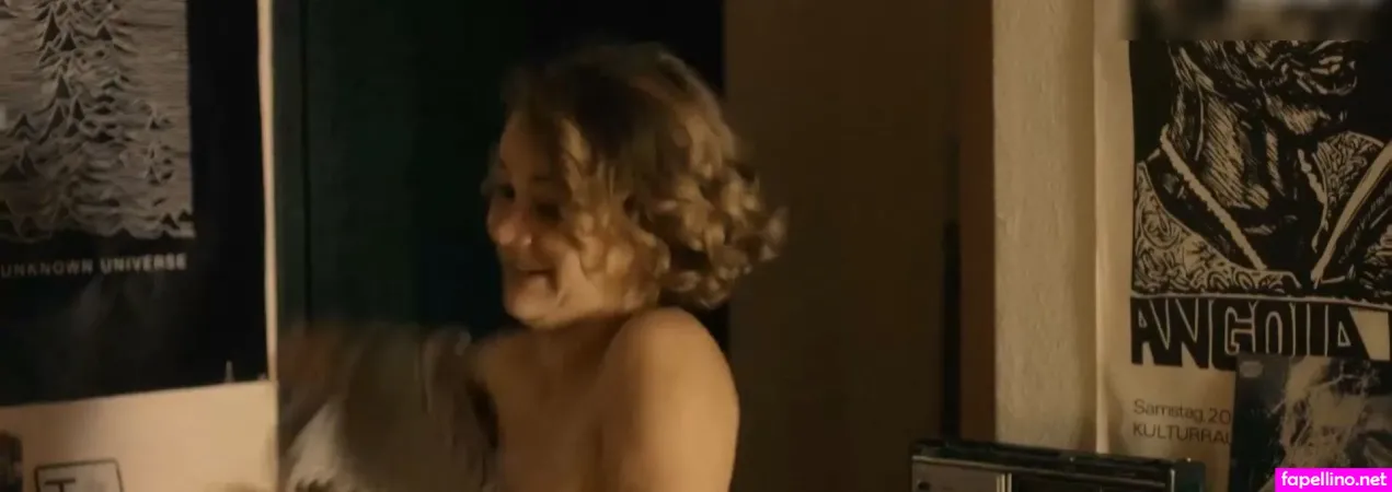 Luise Heyer OnlyFans Thumbnail #TrJLz5TD1C