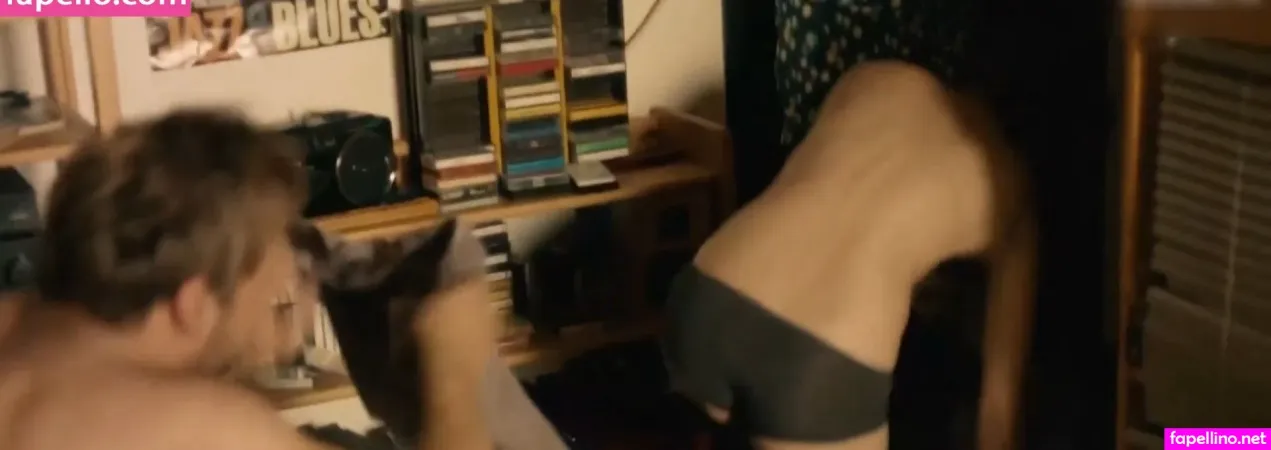 Luise Heyer OnlyFans Thumbnail #pWxpJeipGC