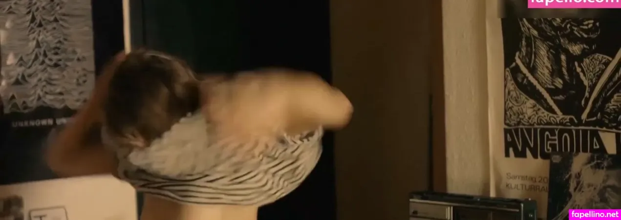 Luise Heyer OnlyFans Thumbnail #rdffyq7TI9