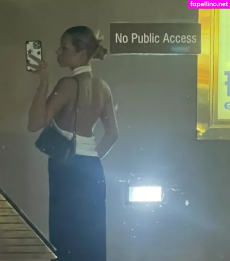 Luise Jenisch OnlyFans Thumbnail #AkxDgvhFOM