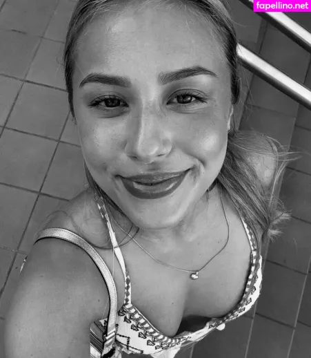 Luise Jenisch OnlyFans Thumbnail #i49nn7o4he