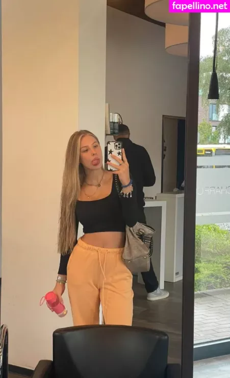 Luise Jenisch OnlyFans Thumbnail #vos08UJ8NE