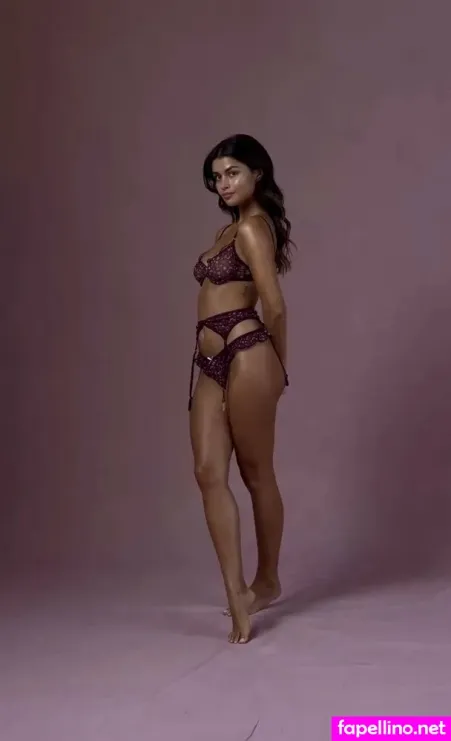 Luisinha Oliveira OnlyFans Thumbnail #xXeGk2ePYN