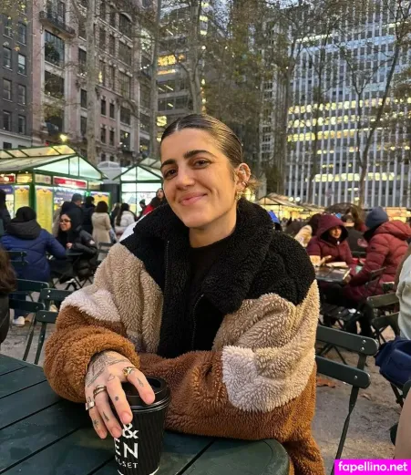 Luiza Maffort OnlyFans Thumbnail #5N4jVDr9h1