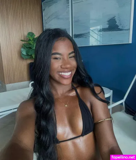 Luiza Semeao OnlyFans Thumbnail #Y9SU2767fA