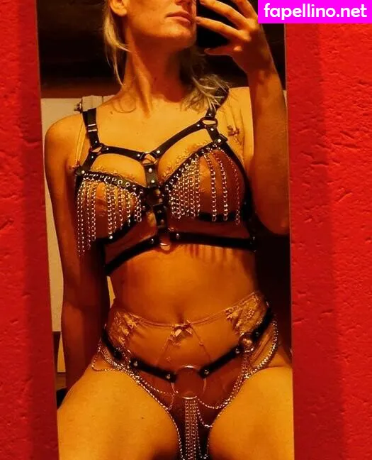 Daphnelu, luizaconlaz_model Nude Leaked OnlyFans Photo #j7y7kF5NJz