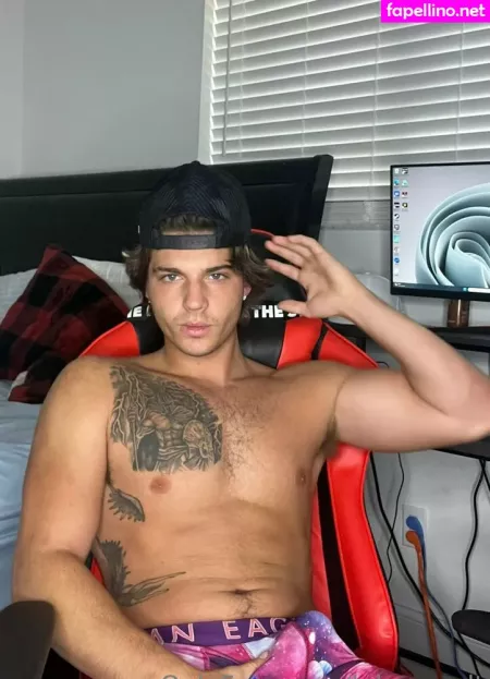Lukesvault OnlyFans Thumbnail #xXmirGWMXb