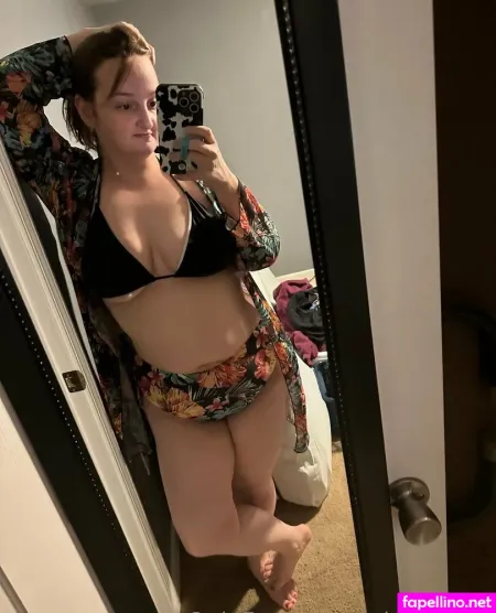 Lulanana97 OnlyFans Thumbnail #D9tFRVFlTJ