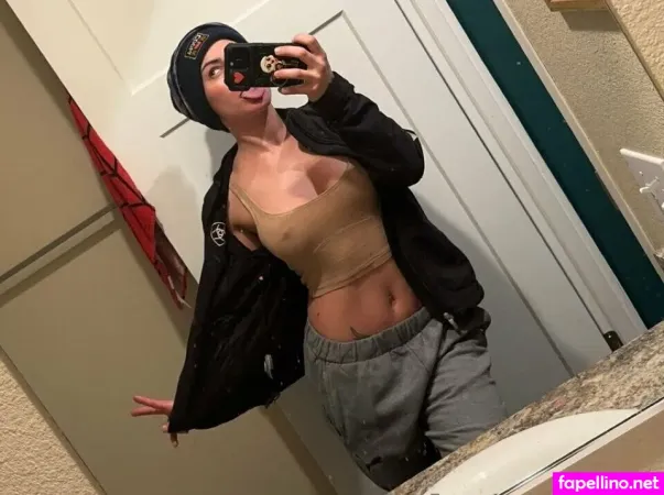 Lulu 1 OnlyFans Thumbnail #MvCs7172AC