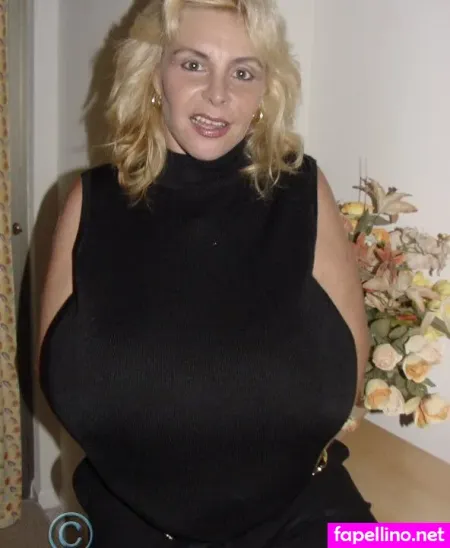 Lulu Devine OnlyFans Thumbnail #zCxOwfJlAI