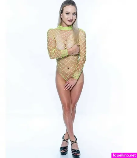 Lulu Redneck Crazy Lulu OnlyFans Thumbnail #bqHJQQFnZw