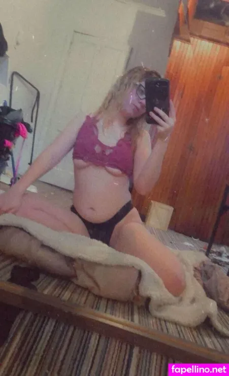 Lulu0422 OnlyFans Thumbnail #6yFMzrxTHd