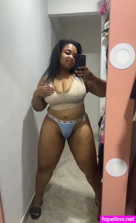 Lulucurvy OnlyFans Thumbnail #CNYgX1x4L5