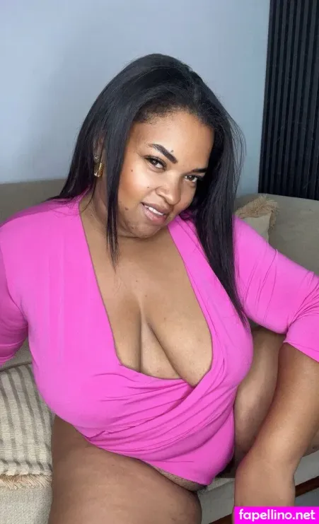 Lulucurvy Main Profile Photo
