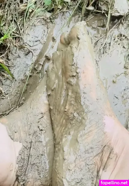 Lulufeet9115 OnlyFans Thumbnail #U30kPRlvmS