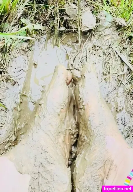 Lulufeet9115 OnlyFans Thumbnail #kgytmIroCb