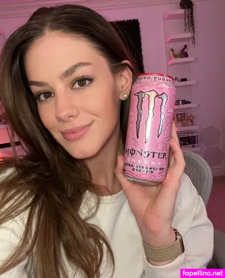 Lululuvely OnlyFans Thumbnail #FvWcXkJHxh