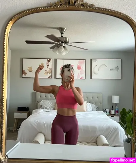 Lululuvely OnlyFans Thumbnail #T3n4JvUss1
