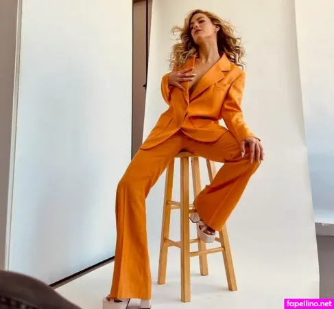 Lululuvely OnlyFans Thumbnail #XbpAsSjNl7
