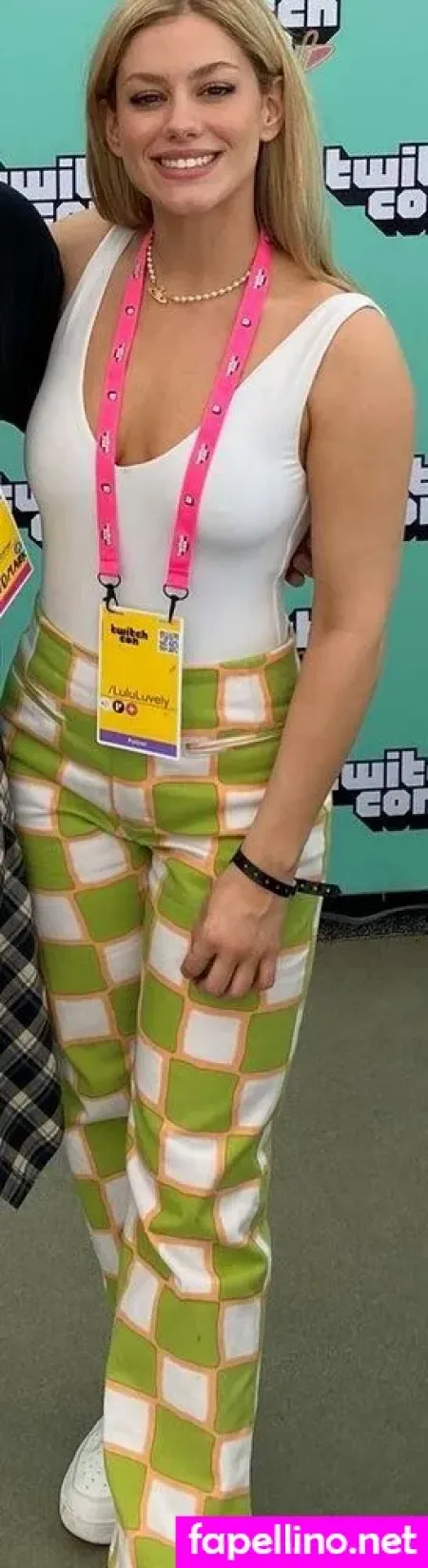 Lululuvely OnlyFans Thumbnail #ZkPklGfKbQ