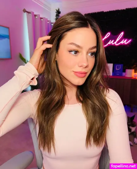 Lululuvely OnlyFans Thumbnail #pKKJEKaSiK