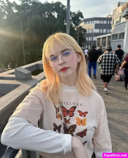 Luly1980s OnlyFans Thumbnail #U63NUeyIS2