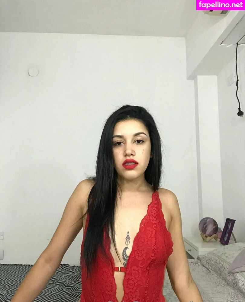 lulycal21, suziemay212 Nude Leaked OnlyFans Photo #qFkyiSx25S