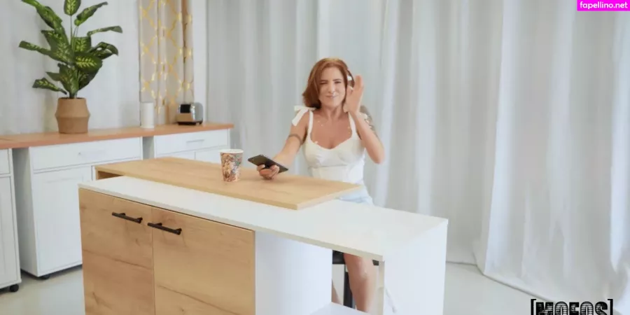 Lumi Ray OnlyFans Thumbnail #El2D4waMc3