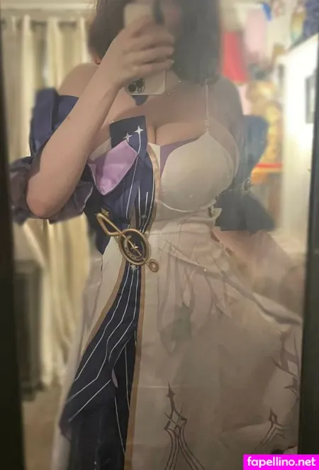 Lumineiia OnlyFans Thumbnail #2b2KZ4xcQC