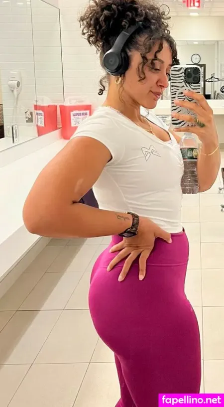 Luminouslindaa OnlyFans Thumbnail #UubdNCy0SK