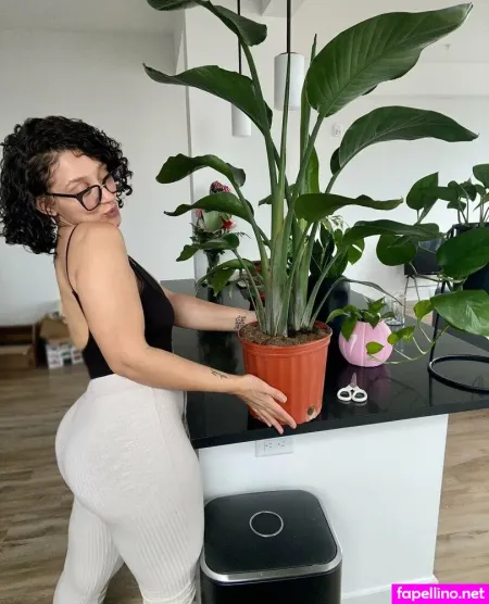 Luminouslindaa OnlyFans Thumbnail #bDpcVOvY1b