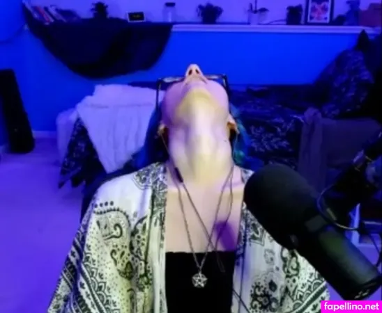 Lumirue OnlyFans Thumbnail #t7aHlJUew9