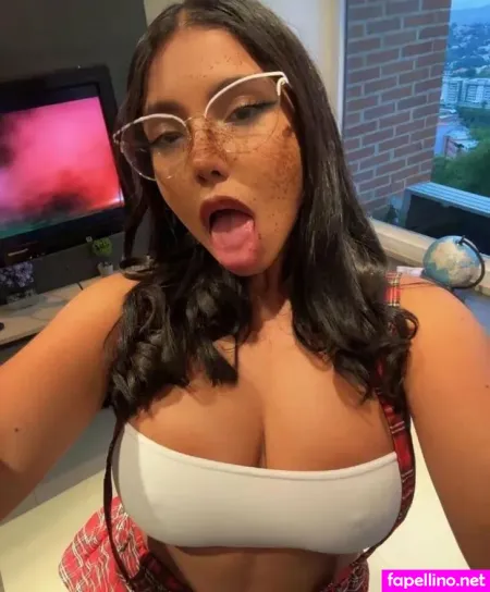 Luna Alessandra 1 OnlyFans Thumbnail #kxh7vYICz4