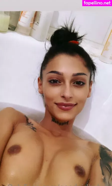 Luna Baba OnlyFans Thumbnail #NWE0JmrMZ3