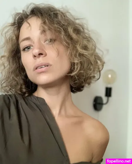 Luna Dar OnlyFans Thumbnail #eIft6zkmtC