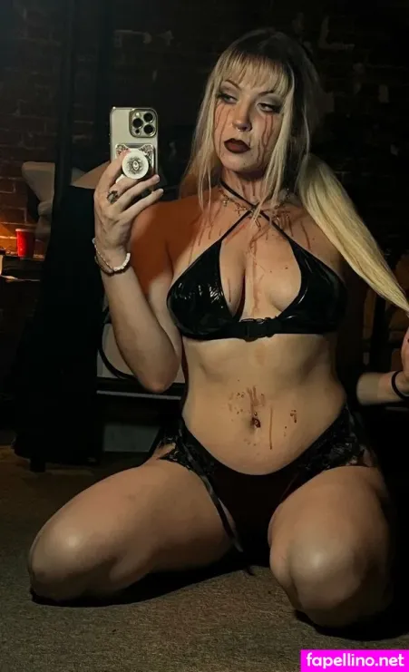 Luna Foxxig 1 OnlyFans Thumbnail #s7R6xuRw4H