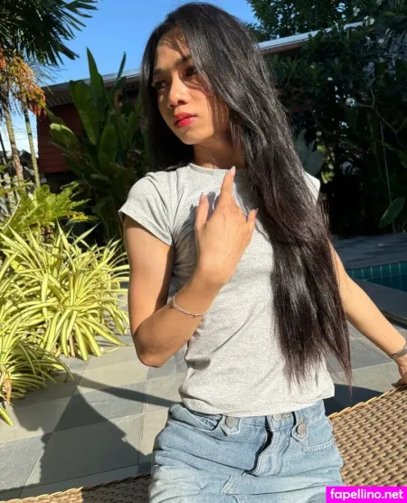 Luna Hakuna OnlyFans Thumbnail #WRedEvIAea