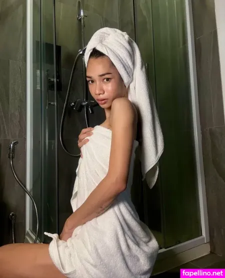 Luna Hakuna OnlyFans Thumbnail #u4QPy91YTs
